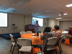 Dr. Jeff Williamson presenting on blueberry varieties at the Panhandle Fruit & Vegetable Conference. Photo Credit: Matt Orwat, UF/IFAS Extension.