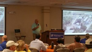Dr. Pete Vergot welcomes attendees to the Panhandle Fruit & Vegetable Conference. Photo Credit: Libbie Johnson, UF/IFAS Extension.