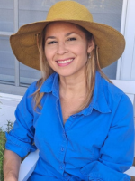 Lorna Bravo